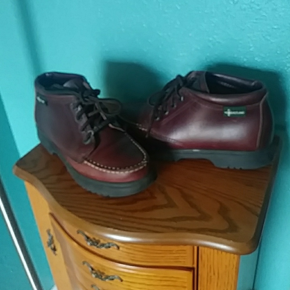 SOLD/leather Eastland